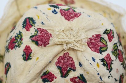 null Bonnet d'intérieur pour homme, première moitié du XVIIIe siècle, bonnet à 4...