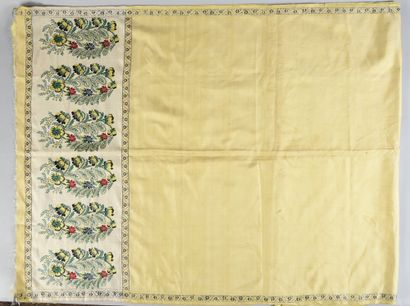 null Stole with cashmere decoration, woven silk weave available, circa 1830, plain...
