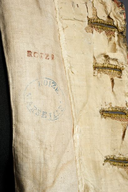  Gilet à basques, vers 1760, droguet façonné en soie polychrome filé métallique et...