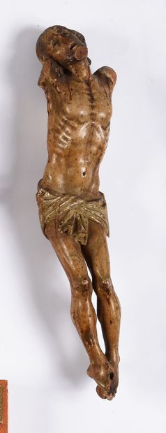  Christ en bois sculpté et peint, XVIIIe siècle, il proviendrait, d'après une étiquette...