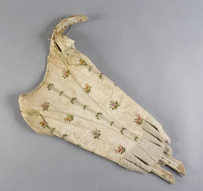 null Open whaleboned body, Louis XV period, whaleboned body covered with light pink...