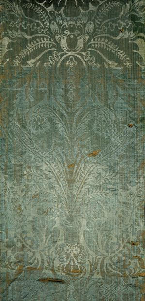 null Pente de lit en brocatelle verte, premier tiers du XVIIIe siècle, lin et soie,...