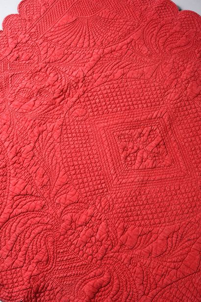 null Quilted and quilted valve, 19th century, red cotton canvas quilted and wicked...