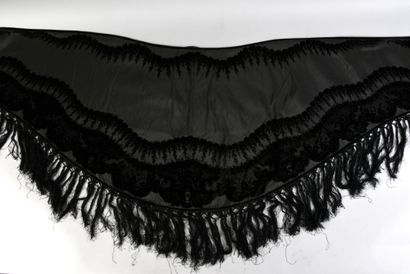 null Black woven shaped velvet collar available, probably Lyon, circa 1880, cut velvet...