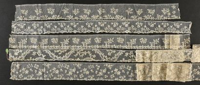 null Six bordures, Argentan, aiguille, vers 1750-70.
En lin de couleur ivoire clair...