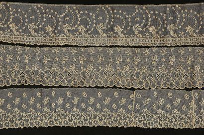 null Dix bordures, Alençon, aiguille, vers 1780-90.
A motifs de fleurettes ou petits...