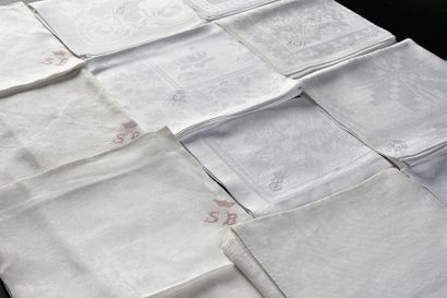 null Damask napkins, numerals and crown, 19th and early 20th century.
Eight napkins...