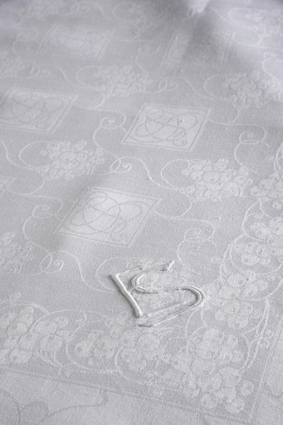 null Three damask tablecloths, Art Nouveau and Art Deco, circa 1900-1930.
Two tablecloths...
