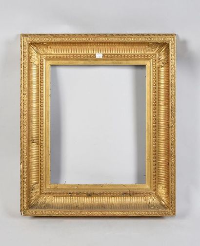 null Wooden frame and gilded stucco called "with channels".

19th century.
 45 x...