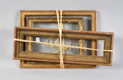 null Set of three chopsticks in wood and golden paste.

Late 18th-early 19th cen...