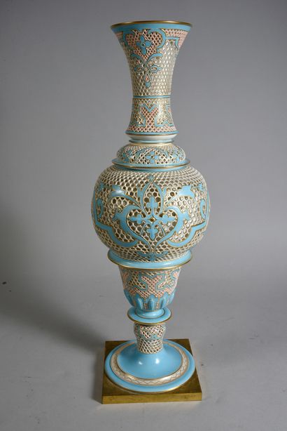 null LARGE "RETICULATED" VASE, ROYAL MANUFACTURE, SÈVRES, 1846. Of baluster form,...