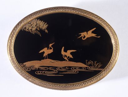 null LARGE JAPANESE LACQUER SNUFFBOX, SALLOT PIERRE-GUILLAUME, PARIS, 1781. Of oval...