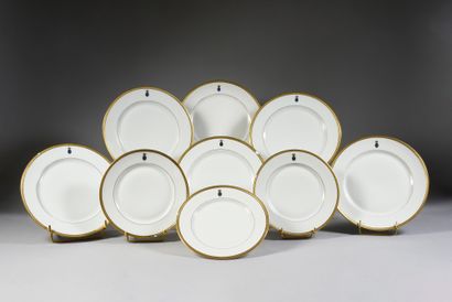 null TABLE SERVICE OF THE COUNT AND COUNTESS OF PARIS, HAVILAND, LIMOGES, CIRCA 1960....