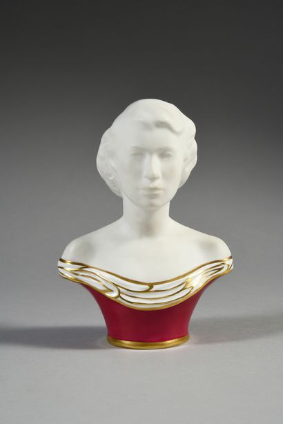 null ELISABETH II, Queen of Great Britain (°1926). 
 Small porcelain bust of the...