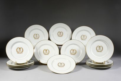 null SERVICE DES BALS,
FOR THE COURT OF KING LOUIS-PHILIPPE.
Set of 14 dessert plates,...