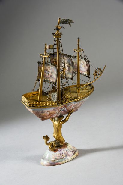 null * MINIATURE GALION WITH THREE MASTS, VIENNA, circa 1900.
In polychrome enamels...