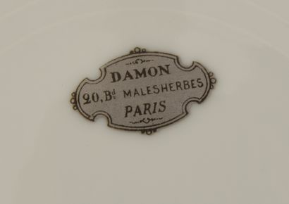 null SERVICE DE TABLE DU DUC DE NEMOURS,
DAMON, PARIS, CIRCA 1890. Ensemble de 9...