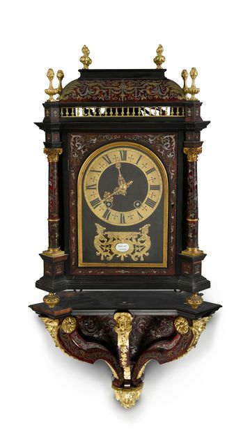 null Religious clock and its console in marquetry Boulle of copper and brass on a...