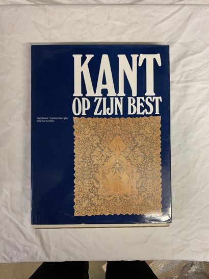 null Five books in Dutch on lace techniques.
Books or booklets in Dutch on various...