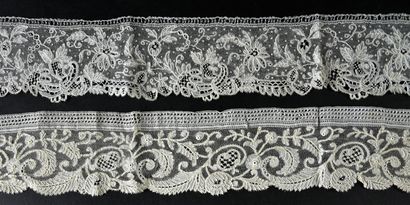 null Three borders in English Stitch, spindles and needle, 2nd half of the 19th century.
Of...
