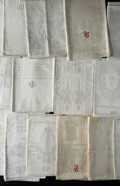 null Thirty new long tea towels in damask, circa 1930.
With various decorations very...