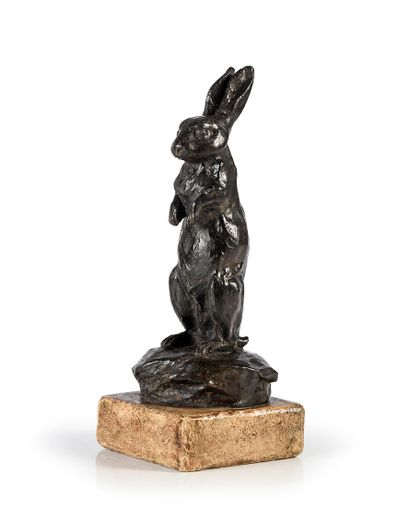 Antoine BOFILL (1875 - 1939) 
Rabbit listening.
Bronze with brown patina signed on...