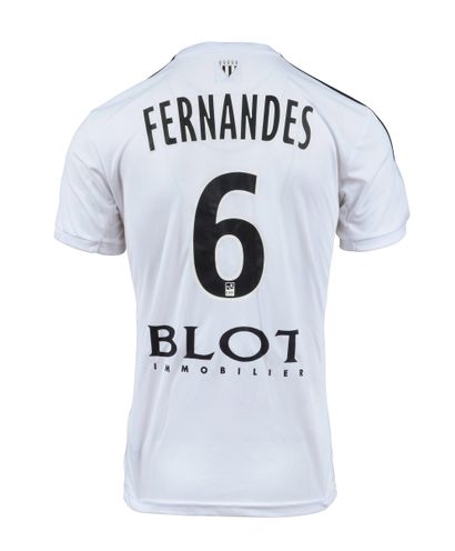 null Gelson Fernandes. Stade Rennais jersey #6 worn during the 2015-2016 French Ligue1...