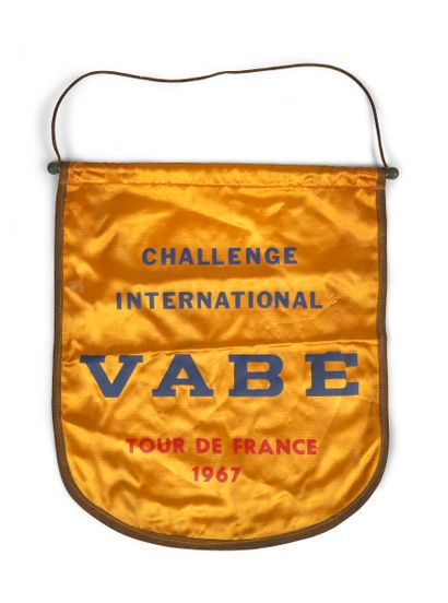 null Challenge International Vabé" pennant given to the first team of the time classification...