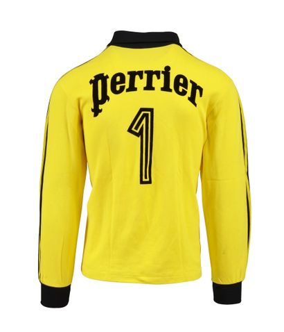 null Pierrick Hiard. Jersey n°1 of the SEC Bastia for the French Cup 1978-1979. Adidas...