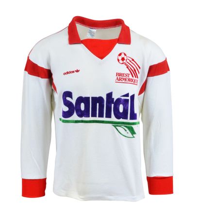 null Gérard Buscher. Jersey n°11 of Brest Armorique FC. worn against Rennes on November...