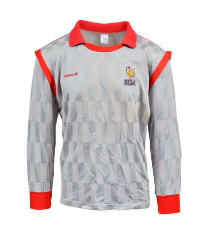 null French national team jersey n°1 worn during the international seasons between...