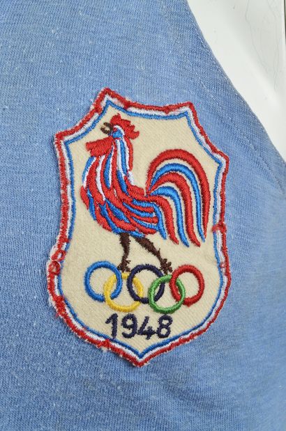 null André Barrais. Maillot et veste de l'équipe de France portés aux Jeux Olympiques...
