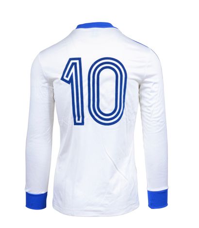 null Jersey n°10 of the French youth team worn during the 1980 international season....