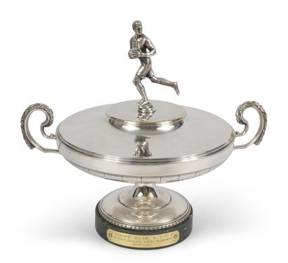 null Exceptional trophy given by the USP 1st team to its manager Jep Xambo for the...