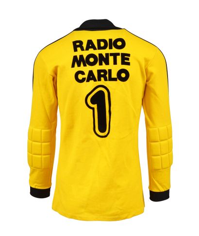 null Pierrick Hiard. SEC Bastia goalkeeper's jersey n°1 worn during the 1982-1983...