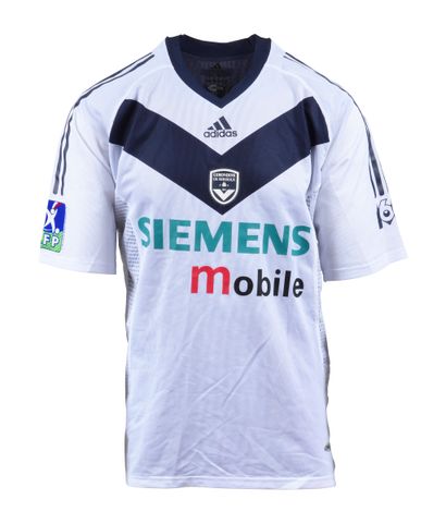 null Ivan Vukomanovic. Girondins de Bordeaux jersey n°20 worn during the 2002-2003...