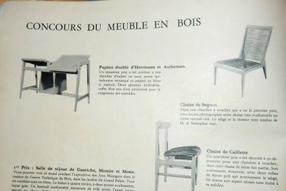 Louis SOGNOT (1892-1969) 
Paire de chauffeuses en chêne à assise et dossier tendu...
