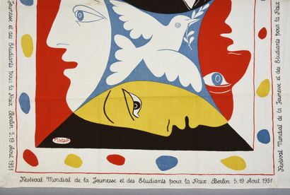 D'après Pablo PICASSO commemorative printed scarf for the World Festival of Youth...