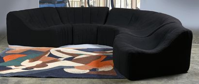 KWOK HOÏ CHAN. Edition STEINER 
Composable sofa, Chromatic model, covered with black...