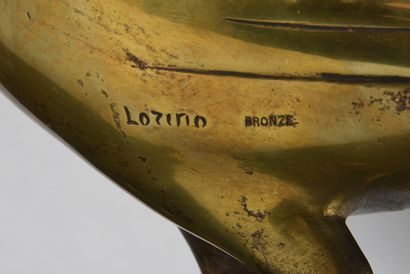 LORINO. (actif vers 1930/40) 
Gilded pheasant.
Bronze with gilded patina, signed...