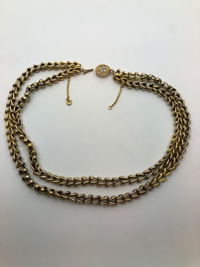 null Collier en or 750e, à deux rangs de chaine à maillon fantaisie guilloché, le...