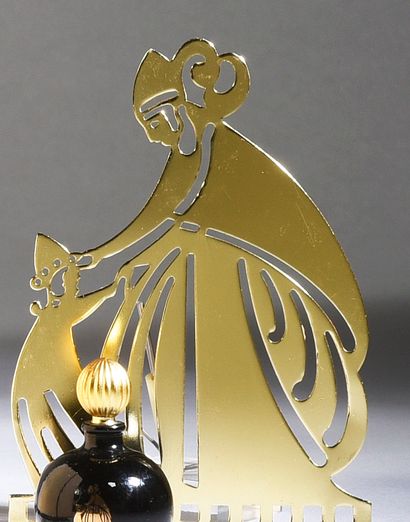 LANVIN PARFUMS - (années 1970) 
Decorative advertising element in openwork brass...