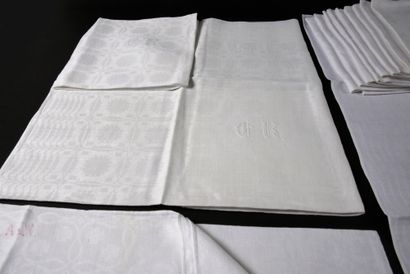 null . Suite of twelve linen damask napkins, second half of the 19th century, decorated...