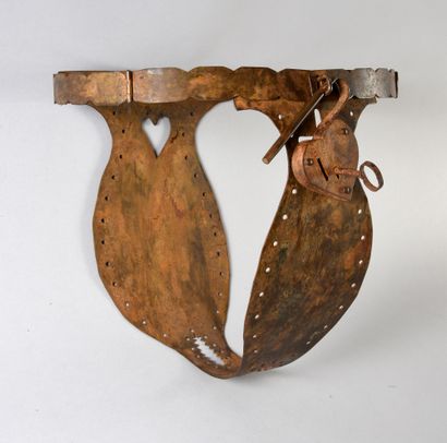 null . Chastity belt of medieval inspiration, beginning of the 20th century, in wrought...