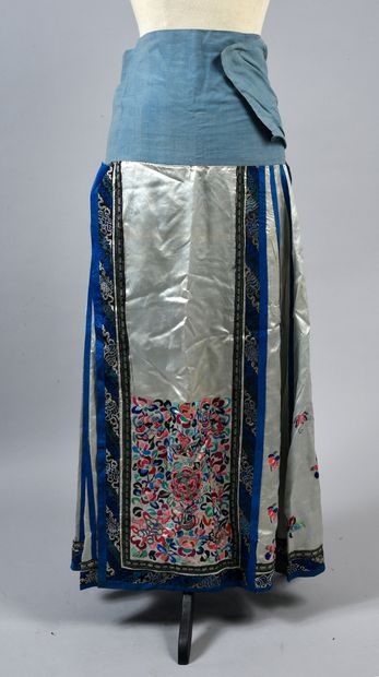 . Embroidered skirt, China, early 20th century,...