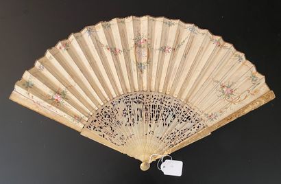 null The Loves of Diana and the Shepherd Endymion, ca. 1750

Folded fan, the leaf...