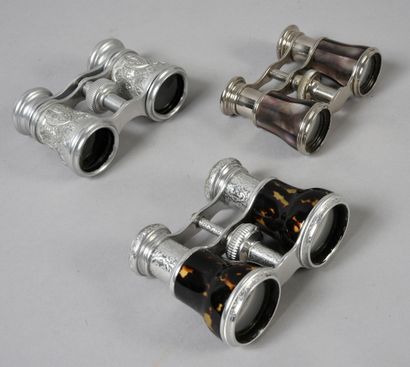 null . Three pairs of theatre binoculars, circa 1880-1900, two in silvered tortoiseshell...