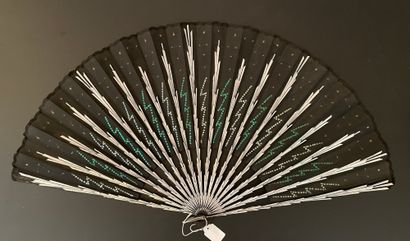 null Thousand lightning bolts, ca. 1890-1900

Folded fan, the black gauze leaf embroidered...