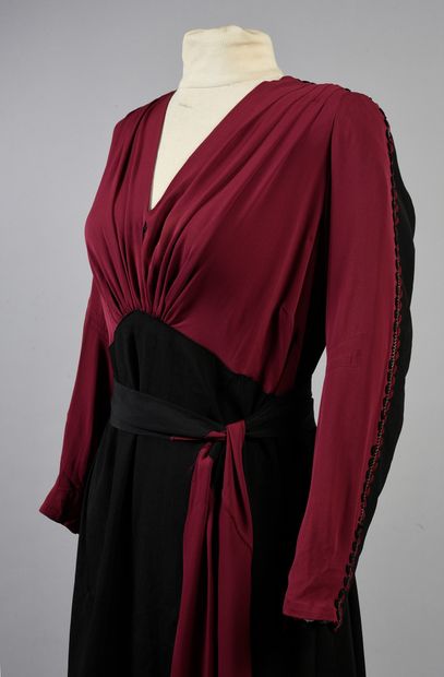 null . A collection of elegant women's wardrobe items, 1930-1960, a shawl collar...
