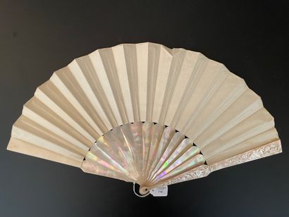 null Love and Young Girls, ca. 1880

Folded fan, the silk sheet painted in blue monochrome...